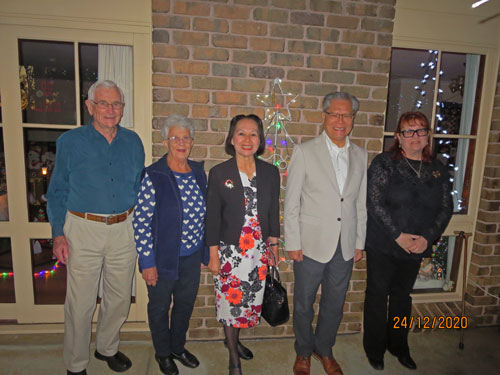 Bill, Peg, Mrs. Le, His Excellency the Honorable Hieu Van Le, Governor of
 South Australia, and Mayor Jan-Claire Wisdom
(Adelaide Hills Council).