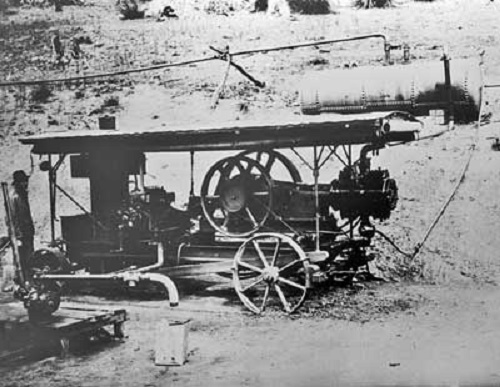 a steam engine and compressor
 used during the construction 
of the Gorge Road. -  1920