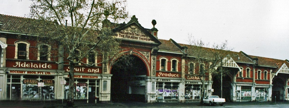 Grenfell St façade