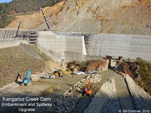 Kangaroo Creek Dam wall embankment and spillway