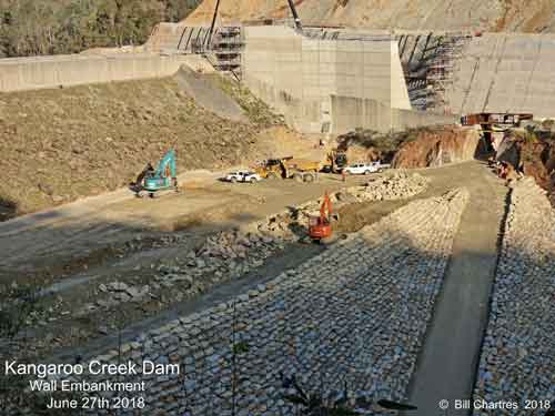 Kangaroo Creek Dam wall embankment